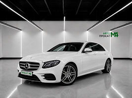 Аренда Mercedes E-Classe в #REGION_NAME_DECLINE_PP#